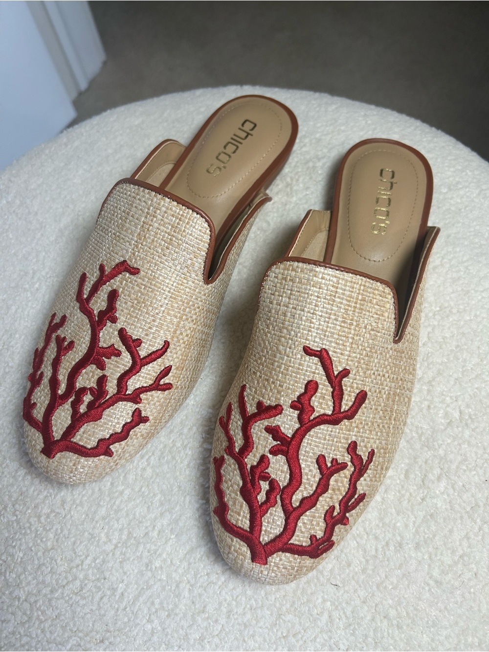 Chico’s Raffia Embroidered Mule Size 8 NWT